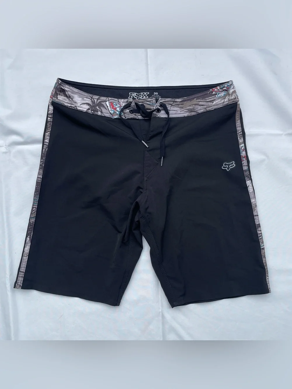 Fox Men's Black Swim Trunks with Patterned Waistband 30x9